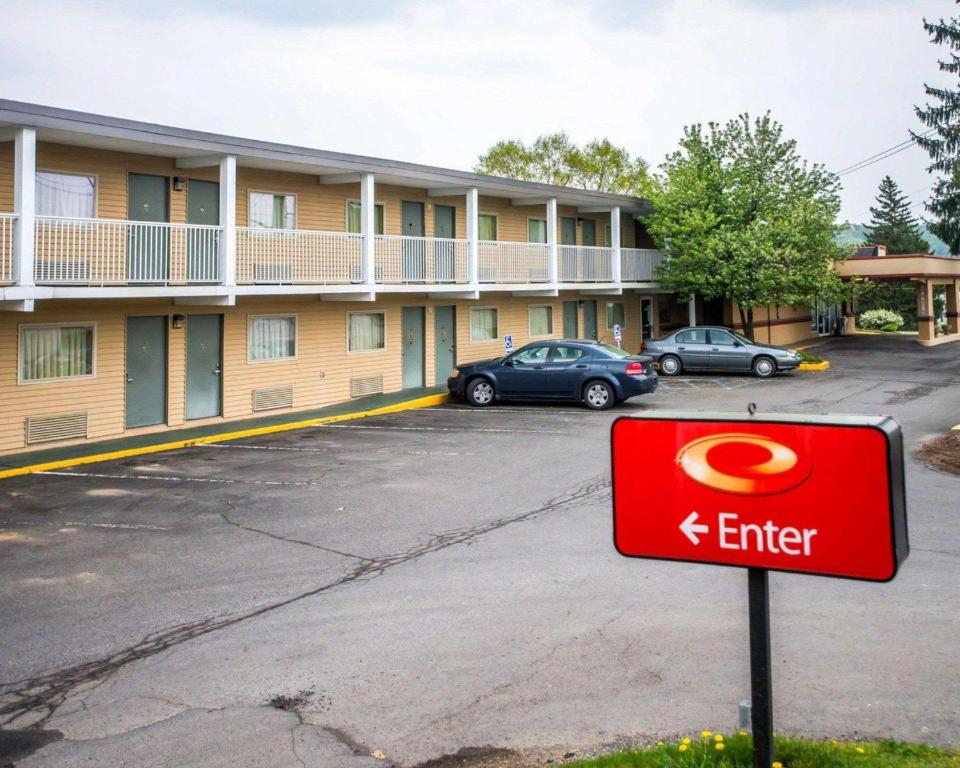 Econo Lodge Inn & Suites Shamokin Dam - Selinsgrove Main image 2